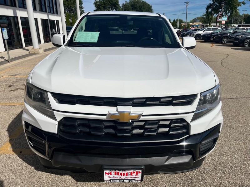 Chevrolet Colorado Vehicle Image 02
