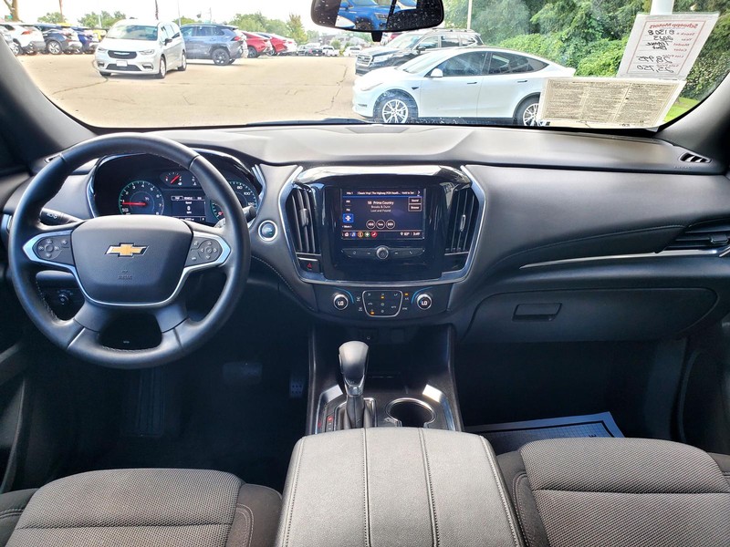 Chevrolet Traverse Vehicle Image 08