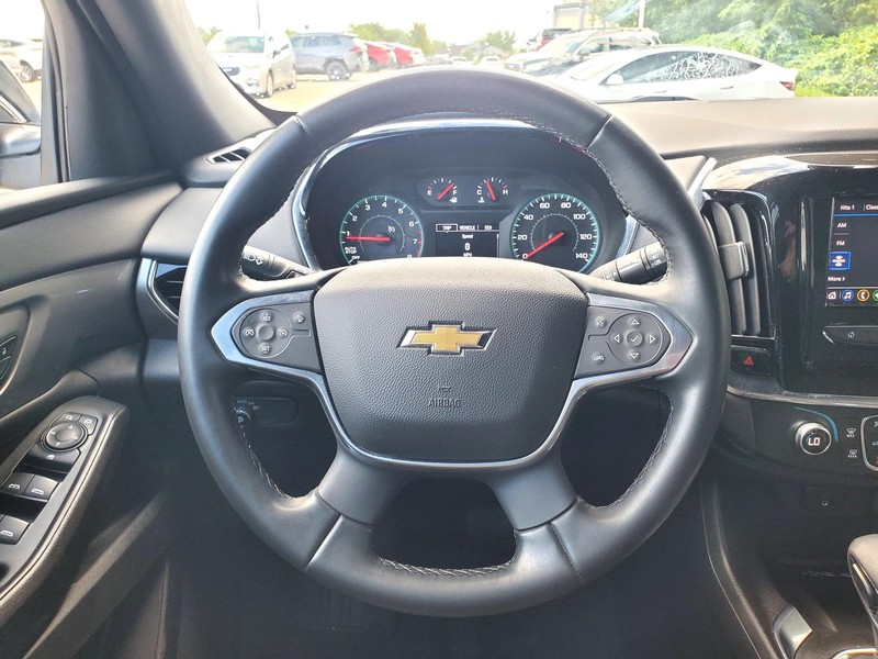 Chevrolet Traverse Vehicle Image 09