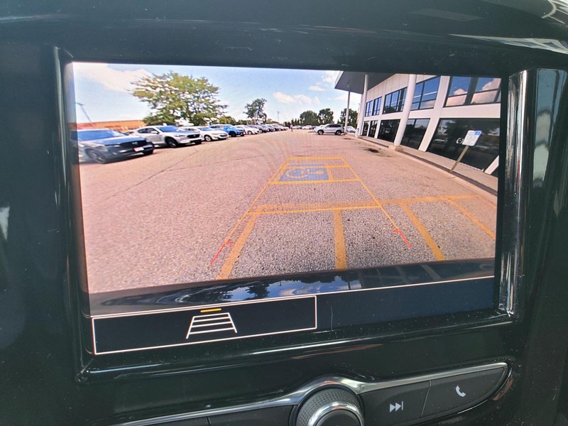 Chevrolet Traverse Vehicle Image 11