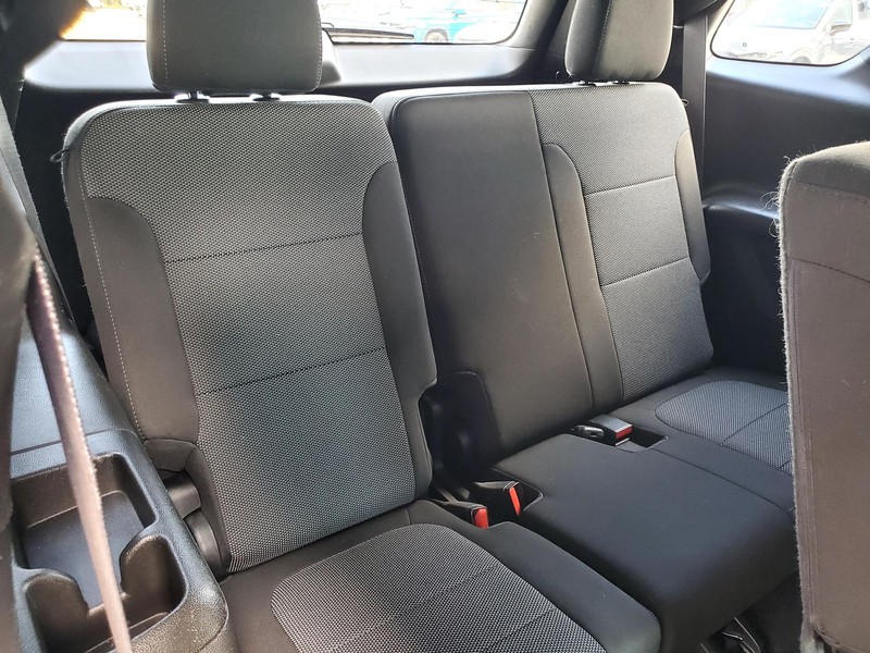 Chevrolet Traverse Vehicle Image 15