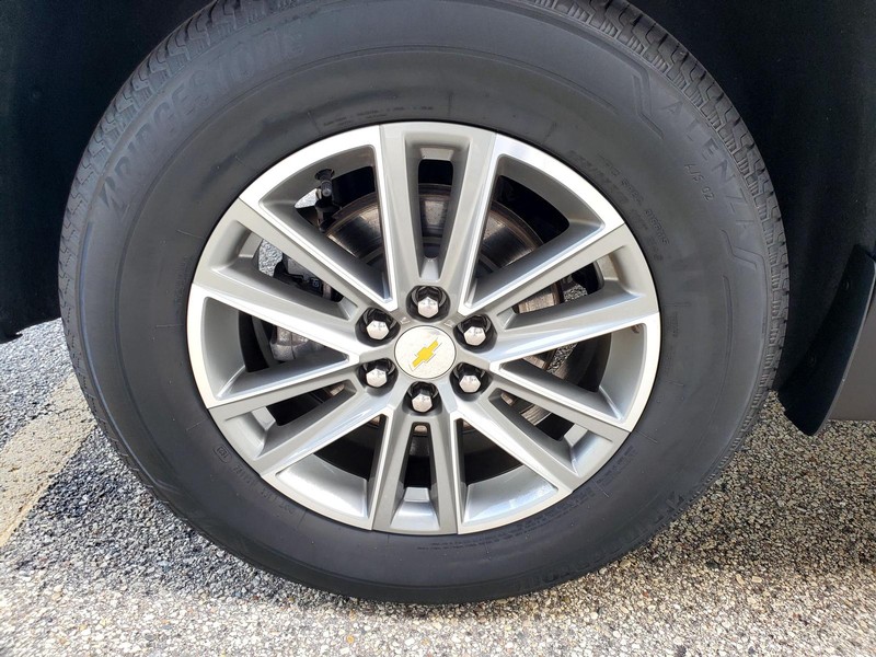 Chevrolet Traverse Vehicle Image 18