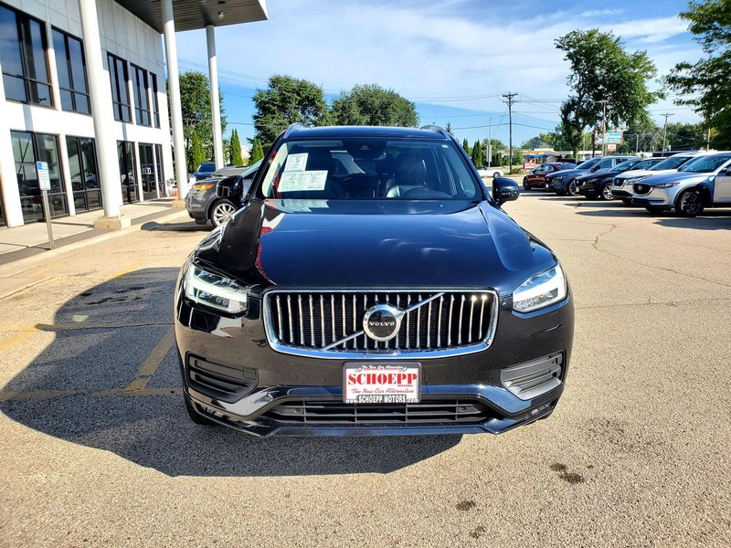 Volvo XC90 Vehicle Image 02