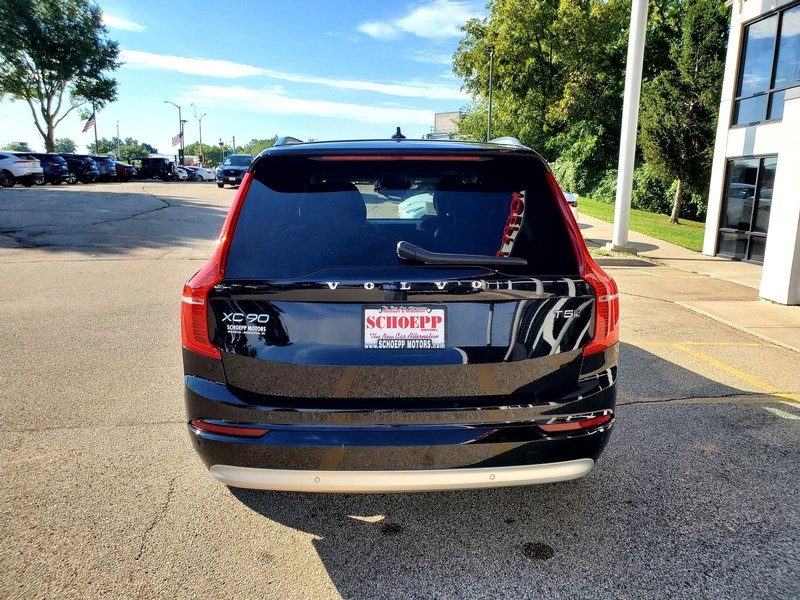 Volvo XC90 Vehicle Image 06