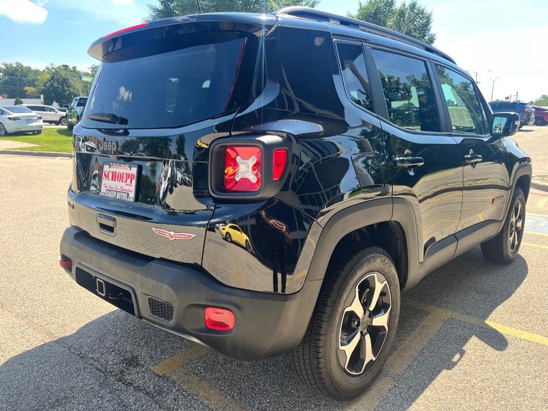 Jeep Renegade Vehicle Image 05