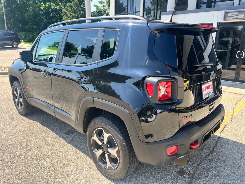 Jeep Renegade Vehicle Image 07