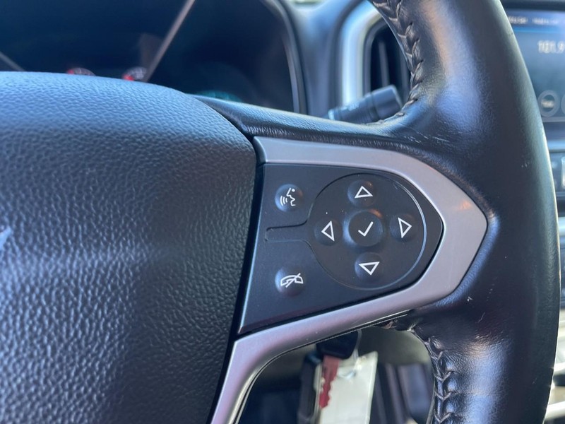Chevrolet Colorado Vehicle Image 18