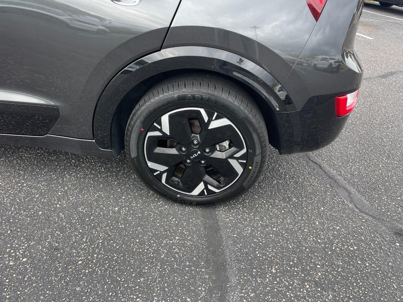 Kia Niro EV Vehicle Image 05