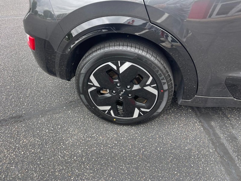 Kia Niro EV Vehicle Image 08