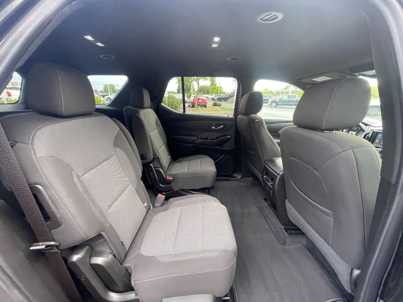 Chevrolet Traverse Vehicle Image 09
