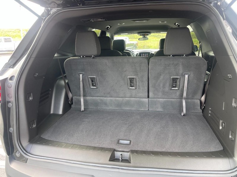 Chevrolet Traverse Vehicle Image 14