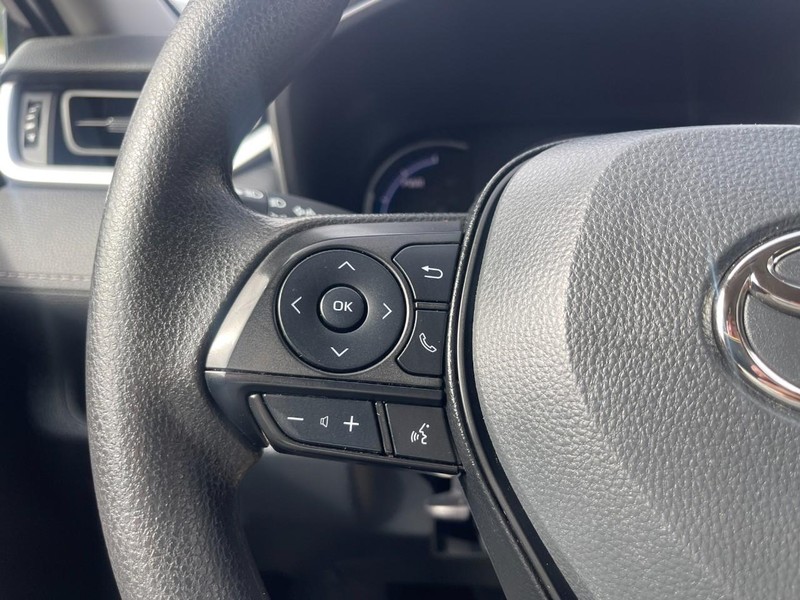 Toyota RAV4 Vehicle Image 25