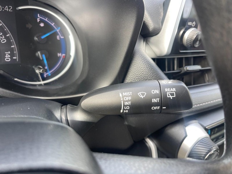 Toyota RAV4 Vehicle Image 29