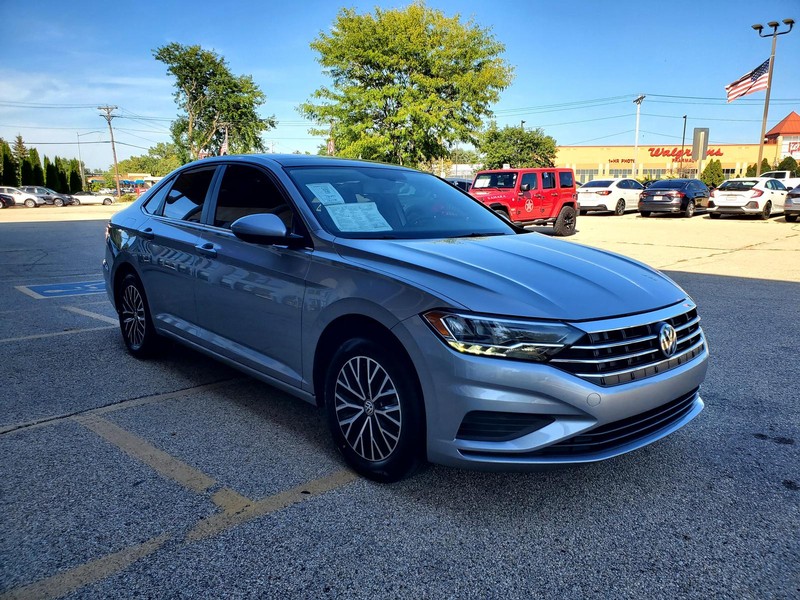Volkswagen Jetta Vehicle Image 12
