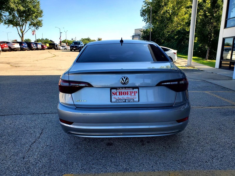 Volkswagen Jetta Vehicle Image 15