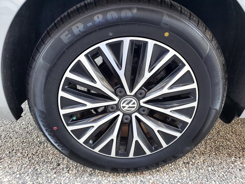 Volkswagen Jetta Vehicle Image 18