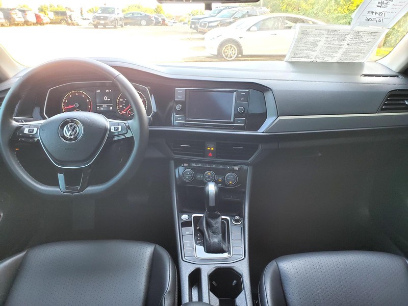 Volkswagen Jetta Vehicle Image 19