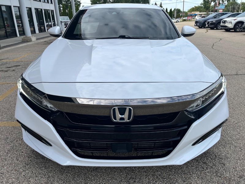 Honda Accord Sedan Vehicle Image 02