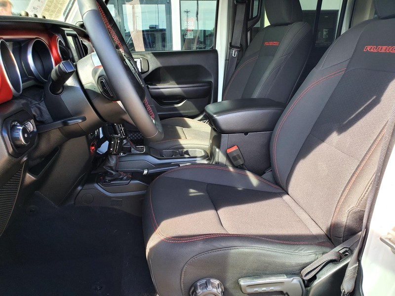 Jeep Wrangler Unlimited Vehicle Image 12