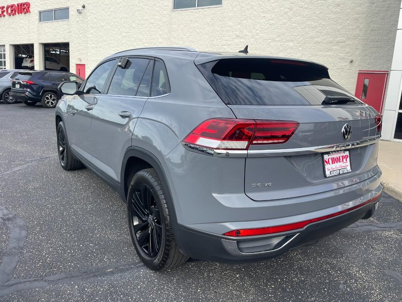 Volkswagen Atlas Cross Sport Vehicle Image 04