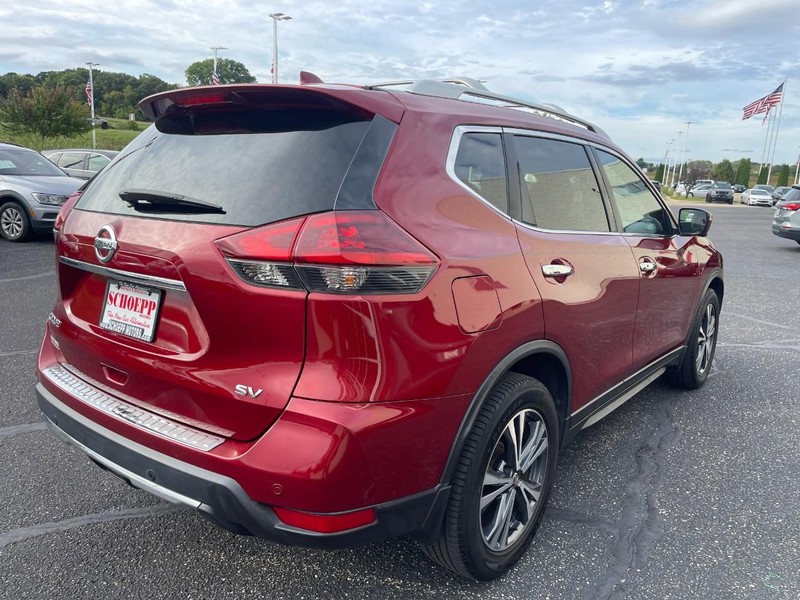 Nissan Rogue Vehicle Image 03