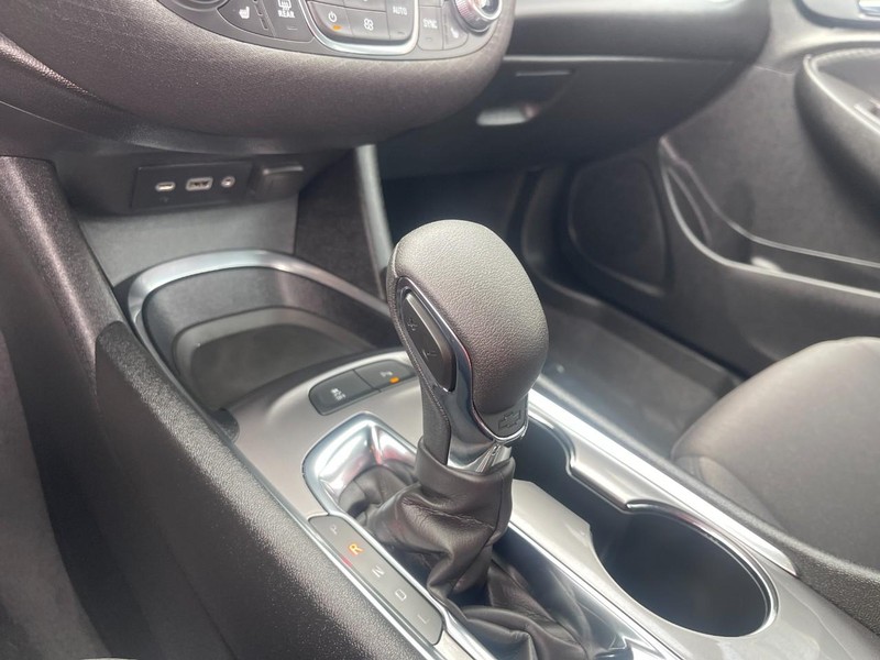 Chevrolet Malibu Vehicle Image 32