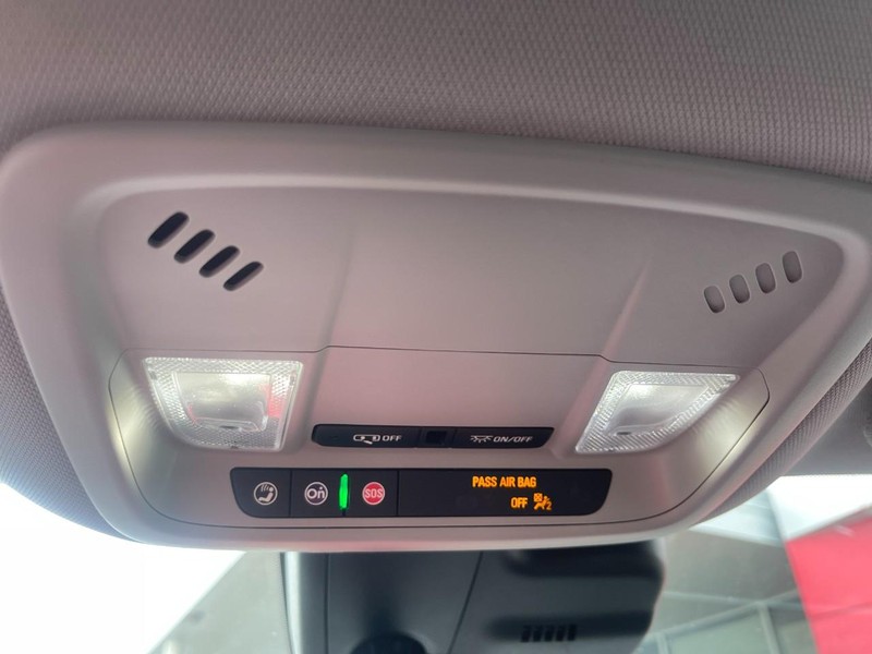 Chevrolet Malibu Vehicle Image 33