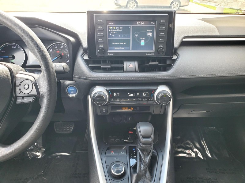 Toyota RAV4 Vehicle Image 10
