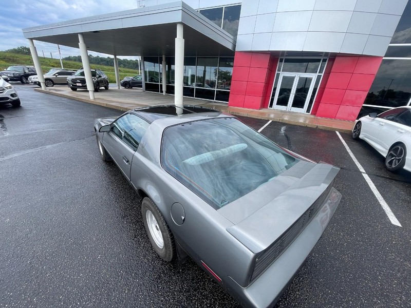 Pontiac Firebird Vehicle Image 06
