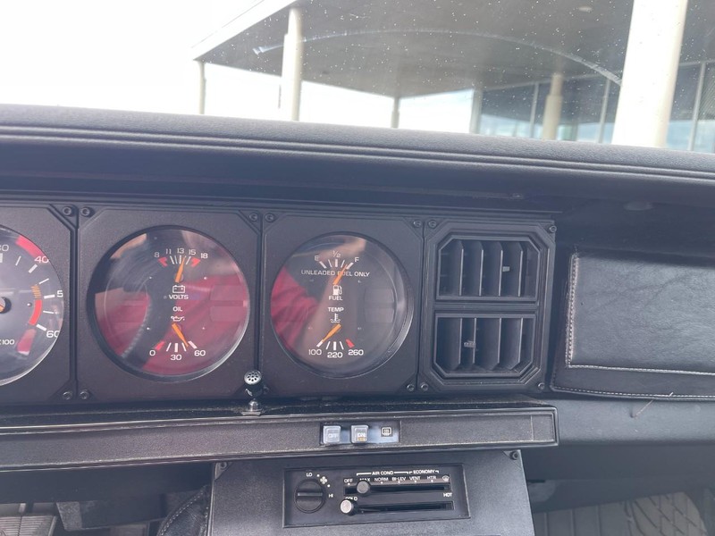 Pontiac Firebird Vehicle Image 16