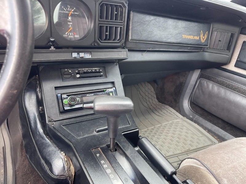 Pontiac Firebird Vehicle Image 17
