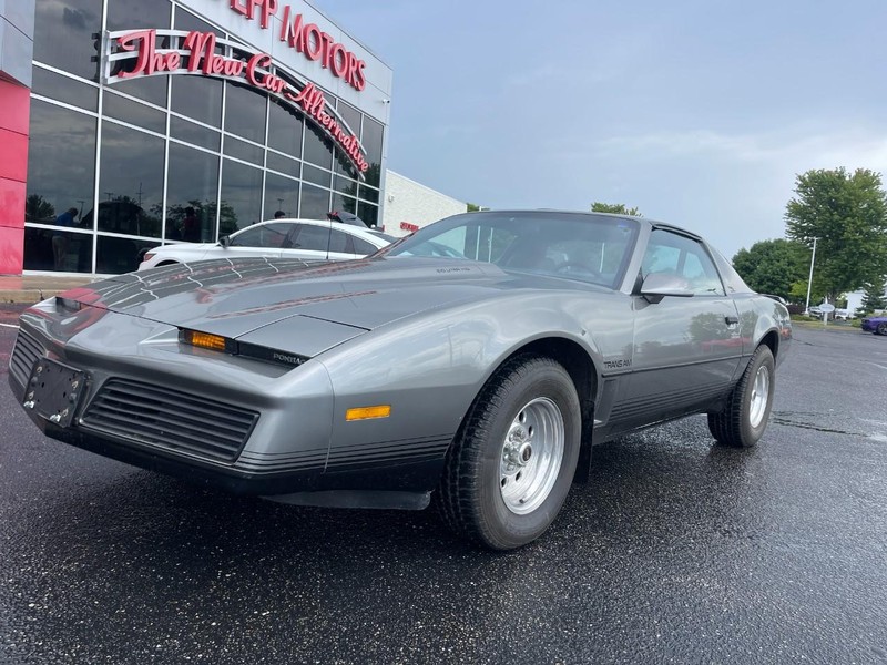 Pontiac Firebird Vehicle Image 20