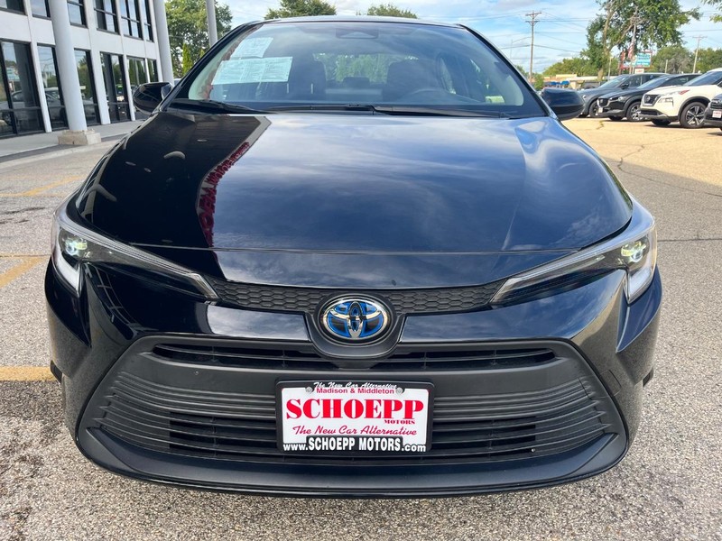 Toyota Corolla Vehicle Image 02