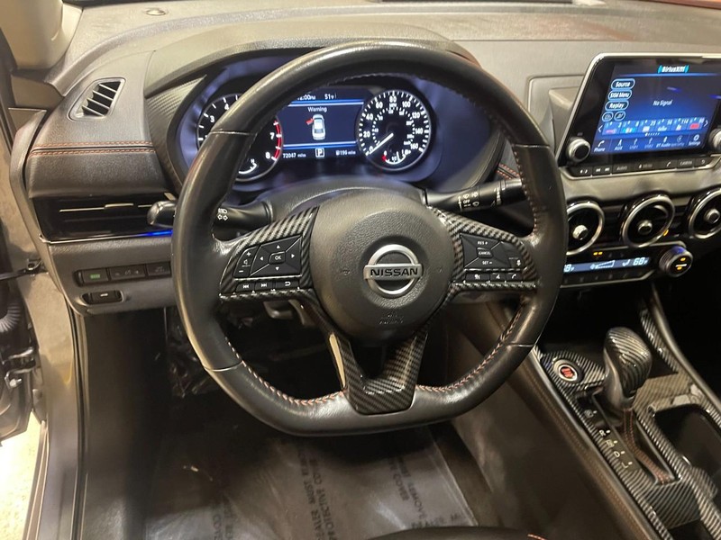 Nissan Sentra Vehicle Image 16