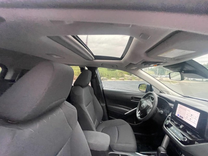 Toyota Corolla Cross Vehicle Image 10