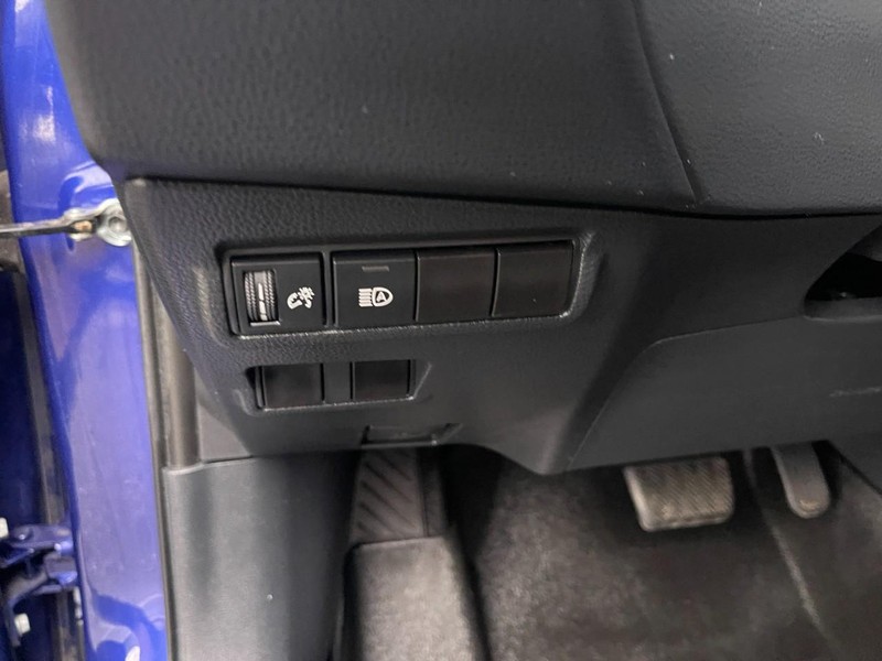 Toyota Corolla Cross Vehicle Image 23