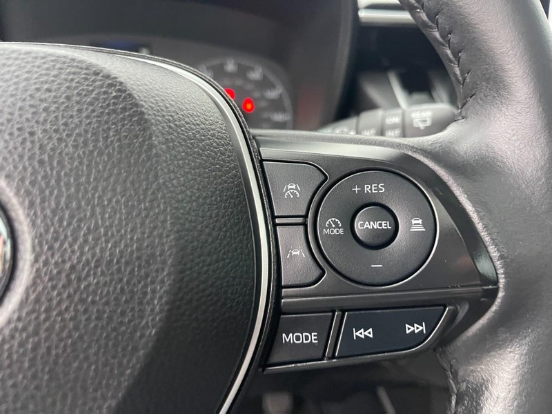 Toyota Corolla Cross Vehicle Image 26