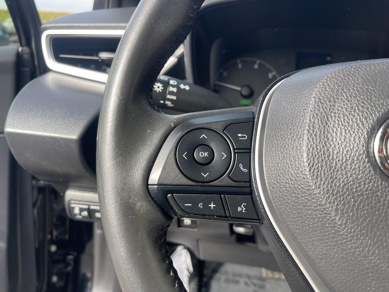 Toyota Corolla Vehicle Image 17