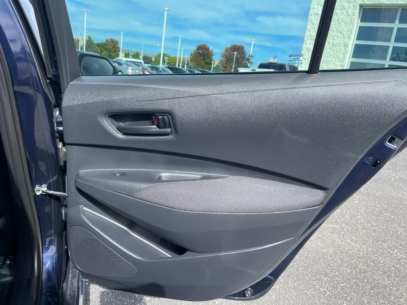 Toyota Corolla Vehicle Image 11