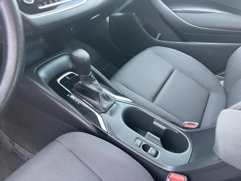 Toyota Corolla Vehicle Image 18