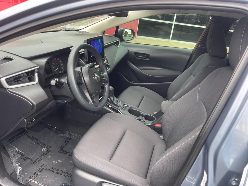 Toyota Corolla Vehicle Image 12