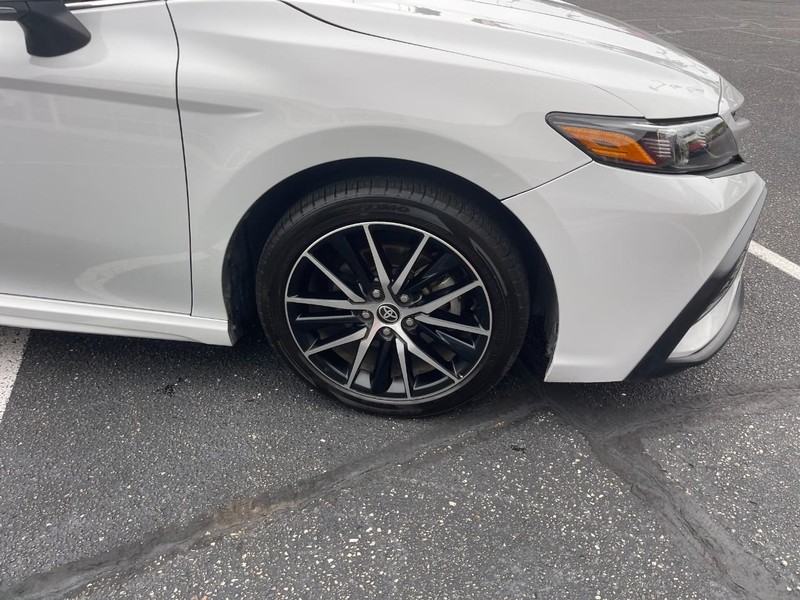 Toyota Camry Vehicle Image 08