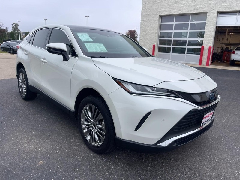 Toyota Venza Vehicle Image 02