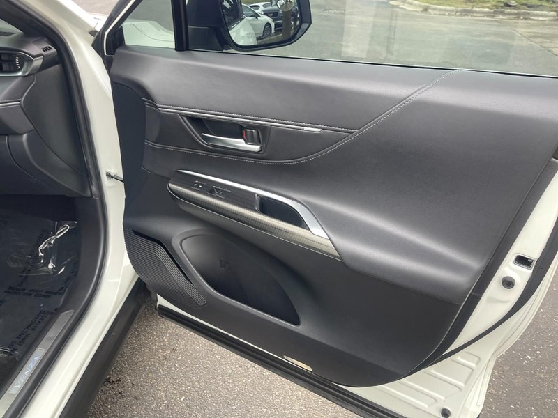 Toyota Venza Vehicle Image 12