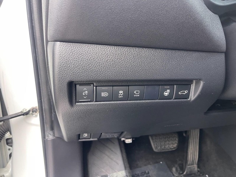 Toyota Venza Vehicle Image 25
