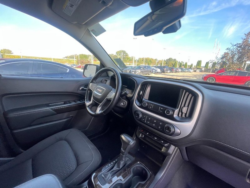 GMC Canyon Vehicle Image 06