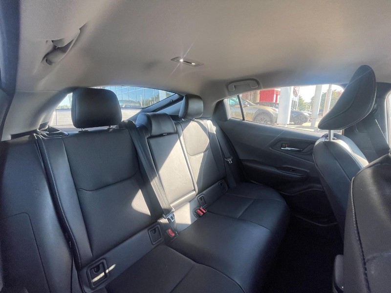 Toyota Prius Vehicle Image 04