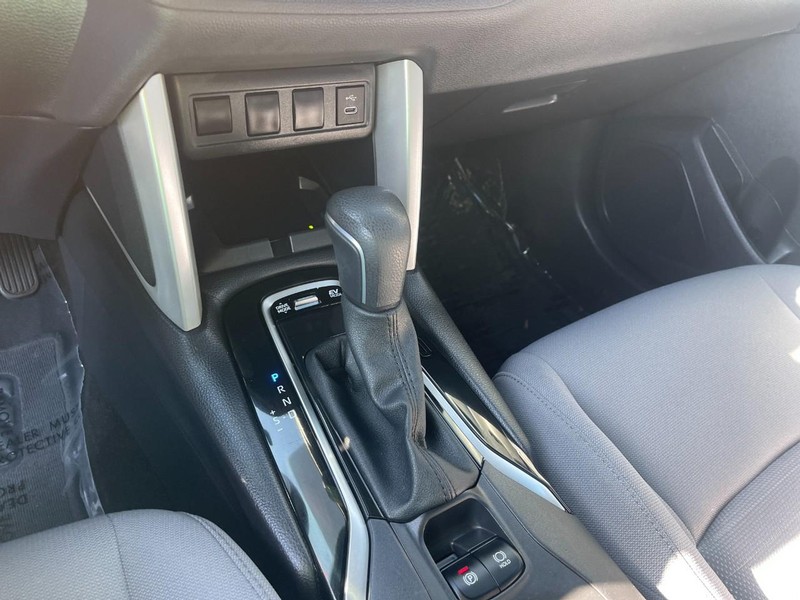Toyota Corolla Cross Vehicle Image 27