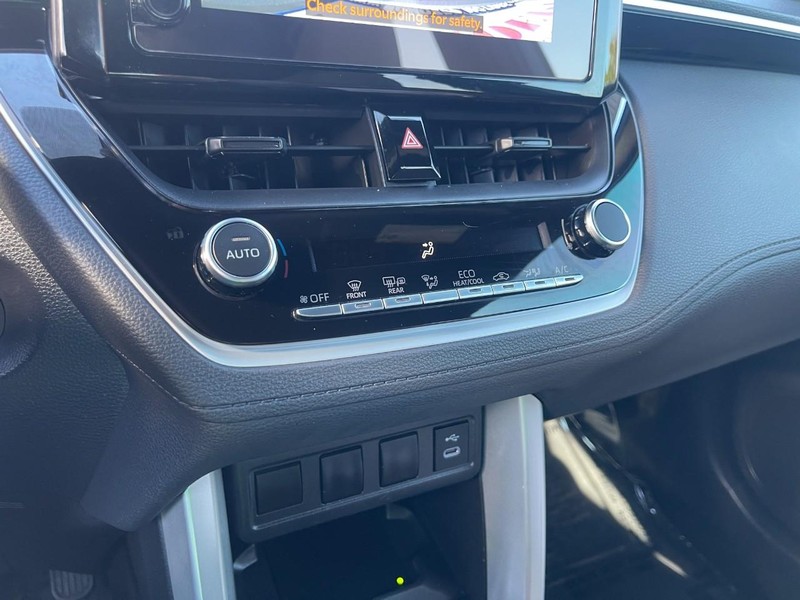 Toyota Corolla Cross Vehicle Image 30
