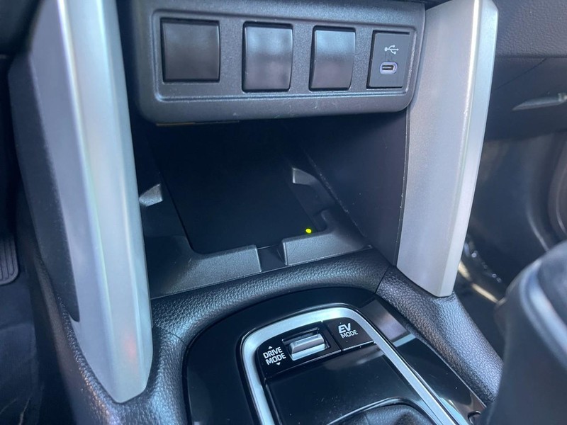 Toyota Corolla Cross Vehicle Image 32